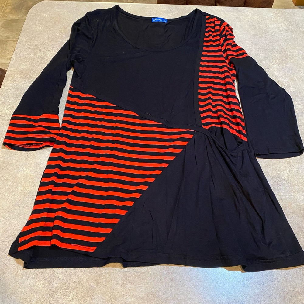 Womens Aster shirt size small